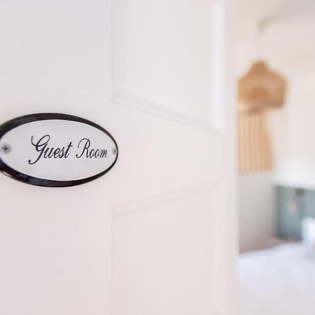 Cosy Guestroom ברוז' מראה חיצוני תמונה