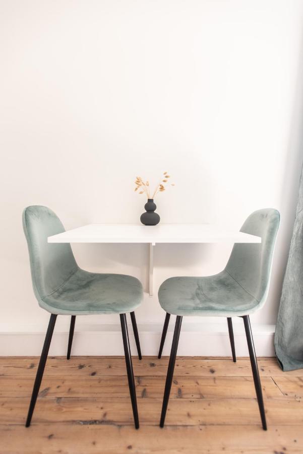 Cosy Guestroom ברוז' מראה חיצוני תמונה