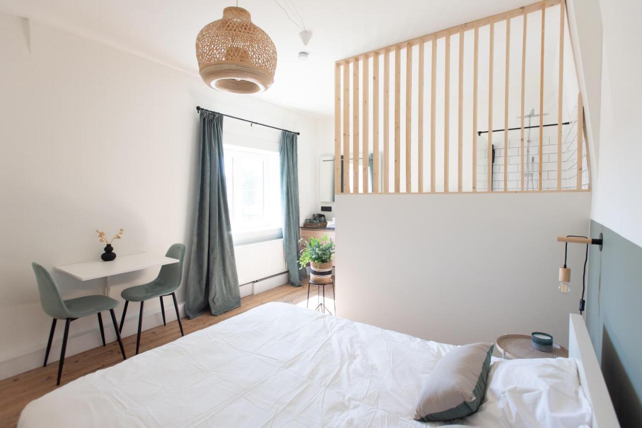 Cosy Guestroom ברוז' מראה חיצוני תמונה